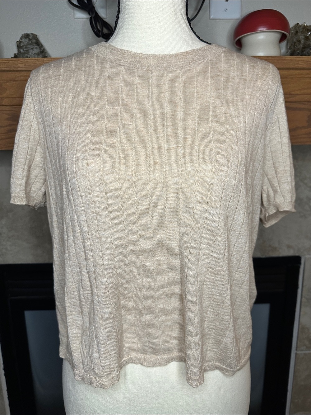 J. Crew 85% SILK Blend Beige Short-Sleeve Knit Sweater Top Size Large